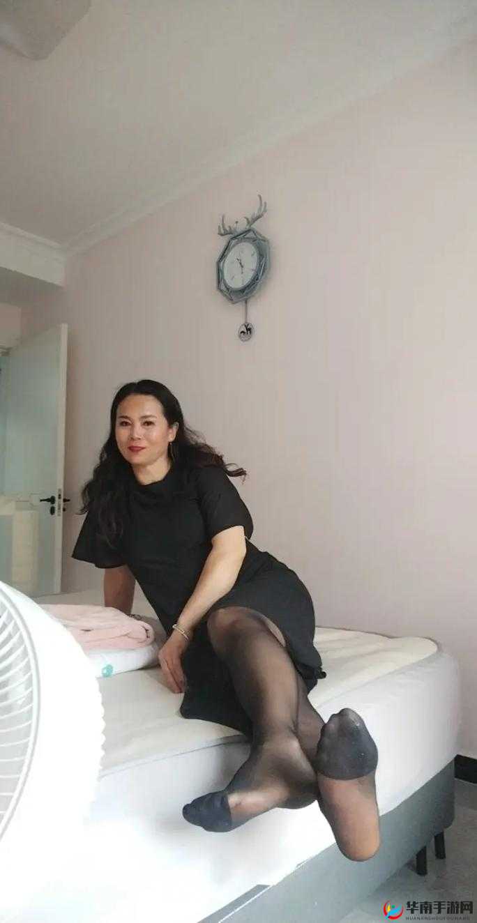 91老熟女的魅力与故事：探寻她们的生活智慧与独特风采